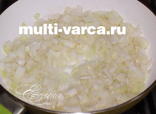 Пиріг із цибулею в мультиварці