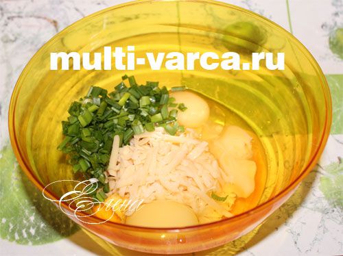 Пиріг із цибулею в мультиварці